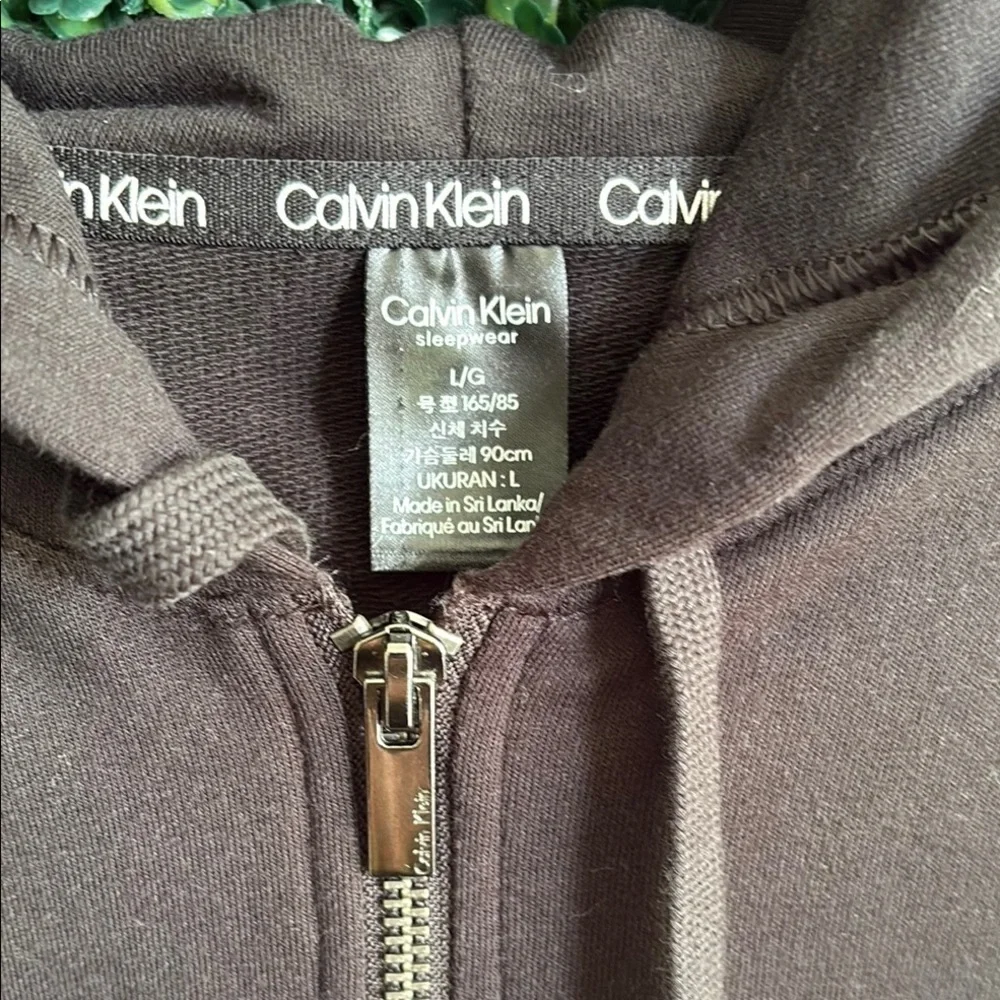 Calvin Klein stylish calvin